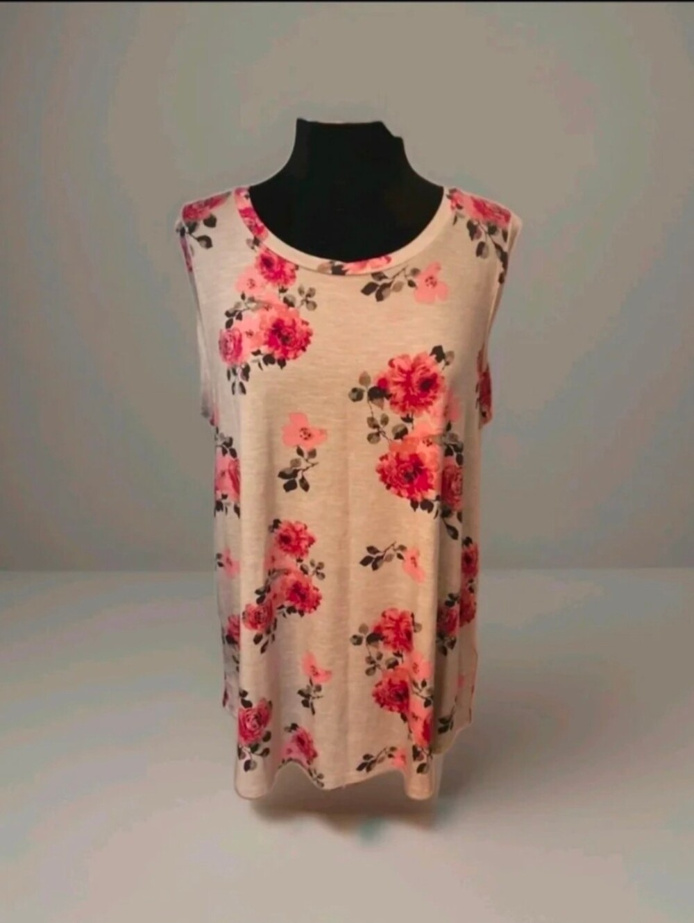 ELEGANT LuLaRoe Pink Gray Floral Flowery Sleeveless Tank Top Blouse Shirt
